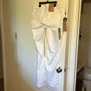 NWT silver suki bell bottom jeans size 16 L34